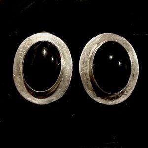 Signed - Tommy Jackson, Navajo  Vintage Onyx Sterling Silver Post Back Earrings